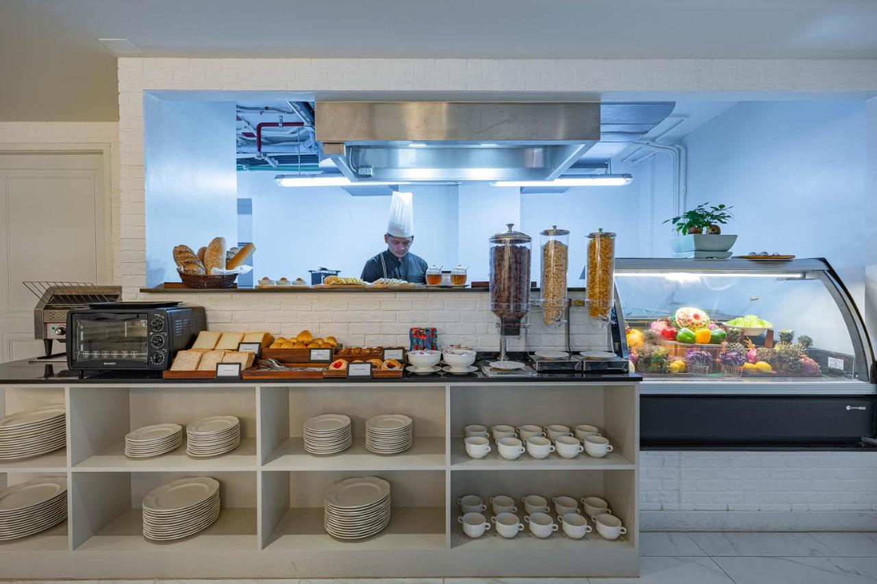 Chateau Du Village Patong - 4