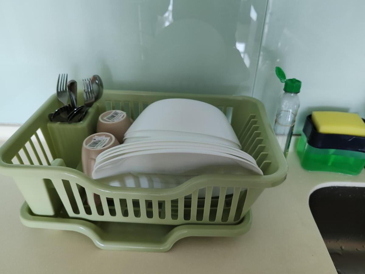 Green Haven Studio Apartment 2 Double Bed with WiFi Netflix - 2