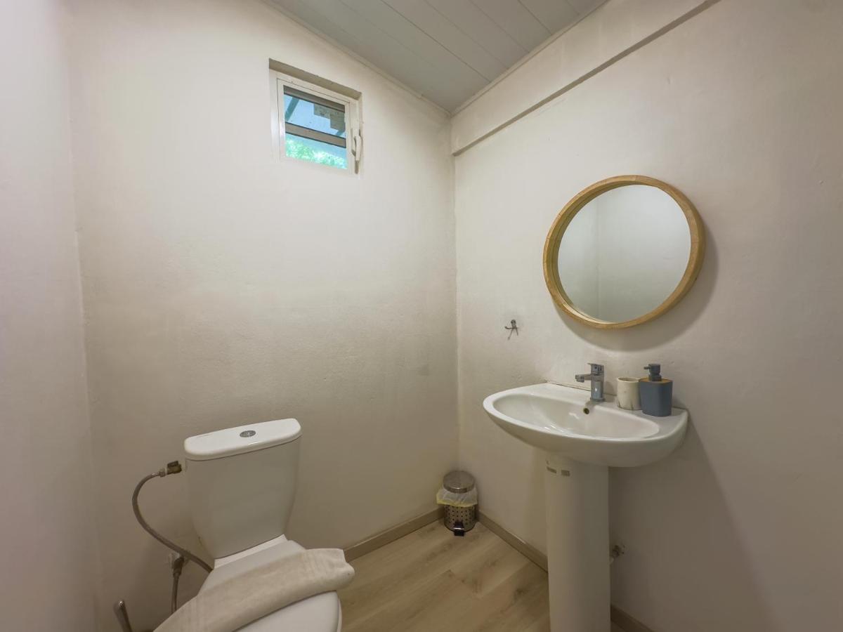 Temana Airport Faa'a,Tahiti - 3