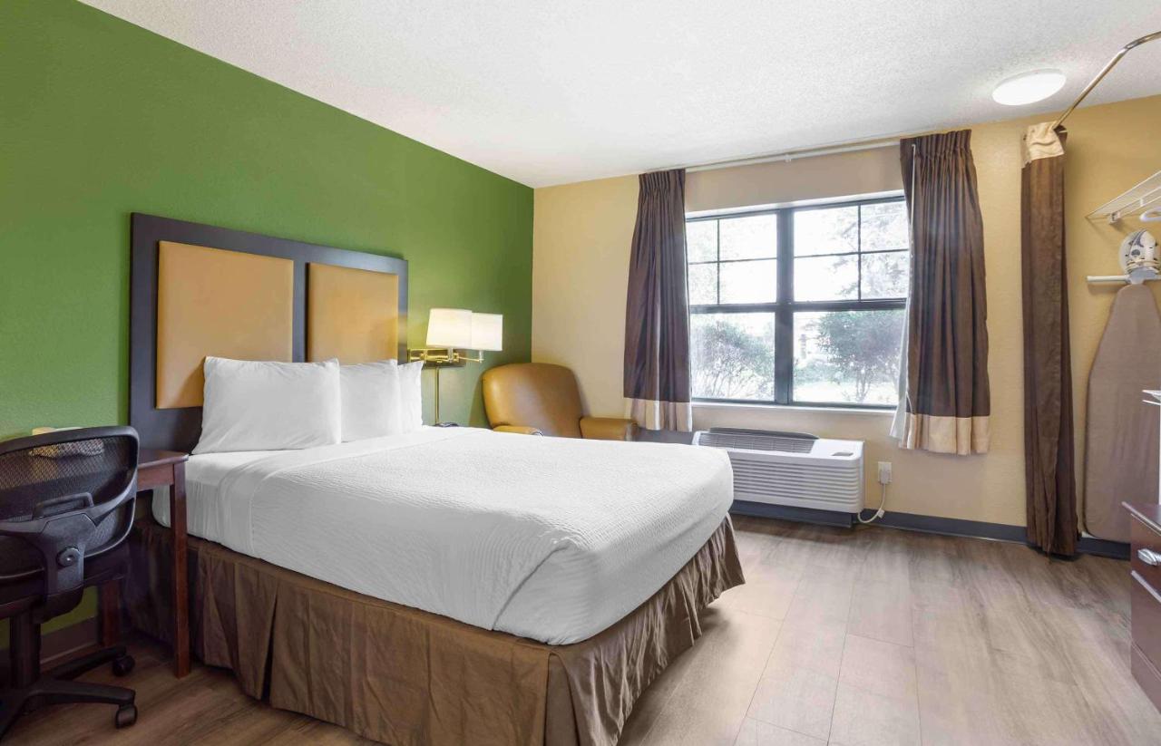 Franklin Extended Stay Hotel — photo 13