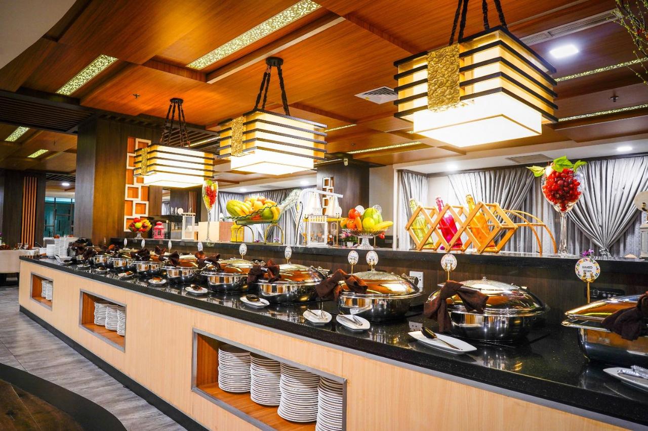 Nagoya Hill Hotel Batam - 5