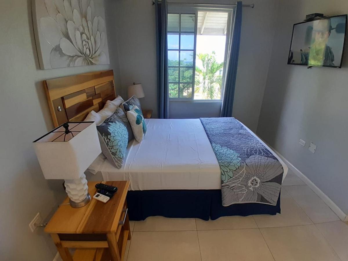 Beautiful Beachview 2 Bebroom Loft at Sandcastles - 2