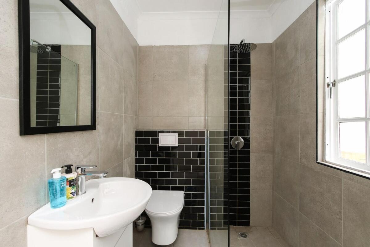 Bakoven Beach House - 3