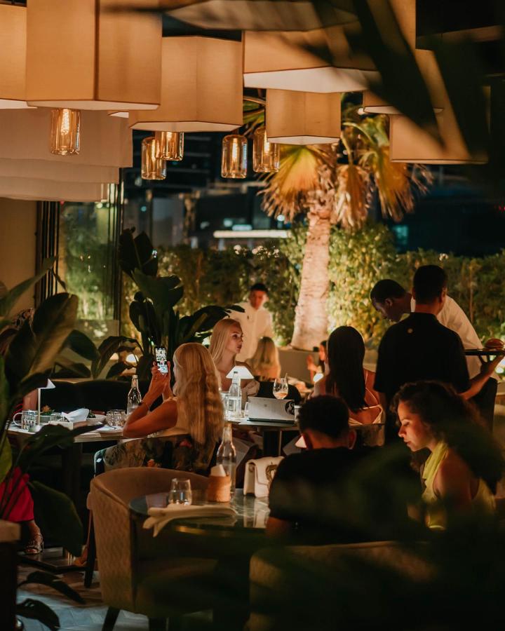 Renaissance Business Bay Hotel, Dubai - 5