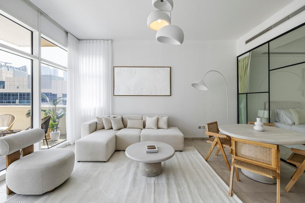 1BR plus Extra Bedroom Bay Square B7, City View - 3