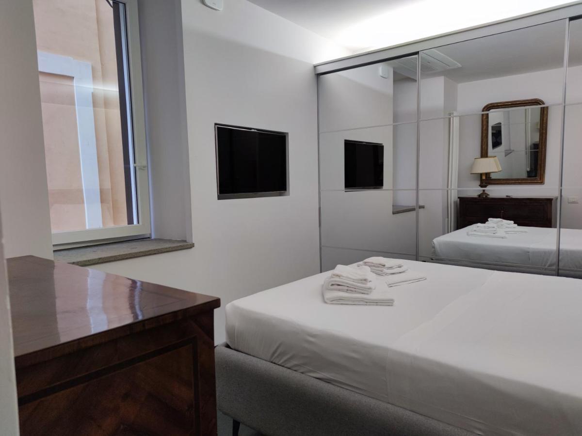 Banchi Nuovi Ventuno - 2