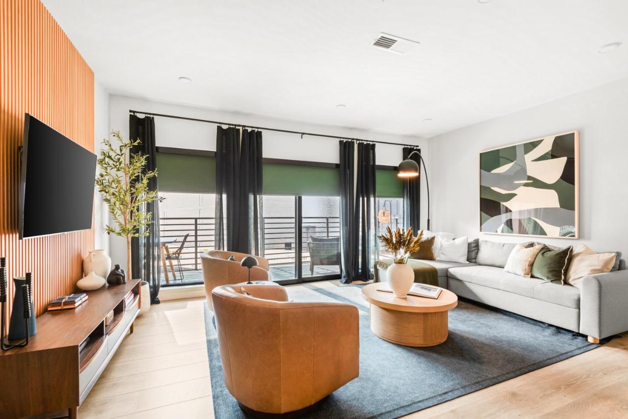 Laylas Nashville Retreat with Pool Walk to Broadway