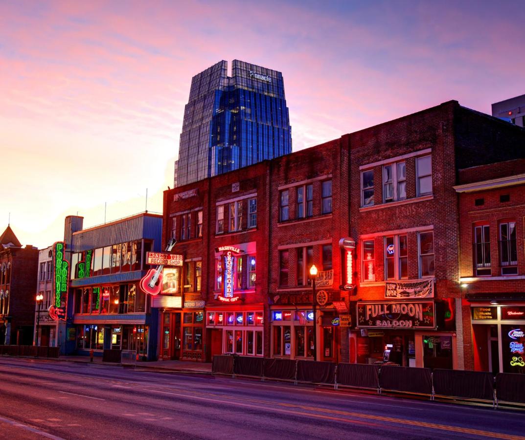 The Tennessee Whiskey in West End-Vandy- Uber to Broadway - 4