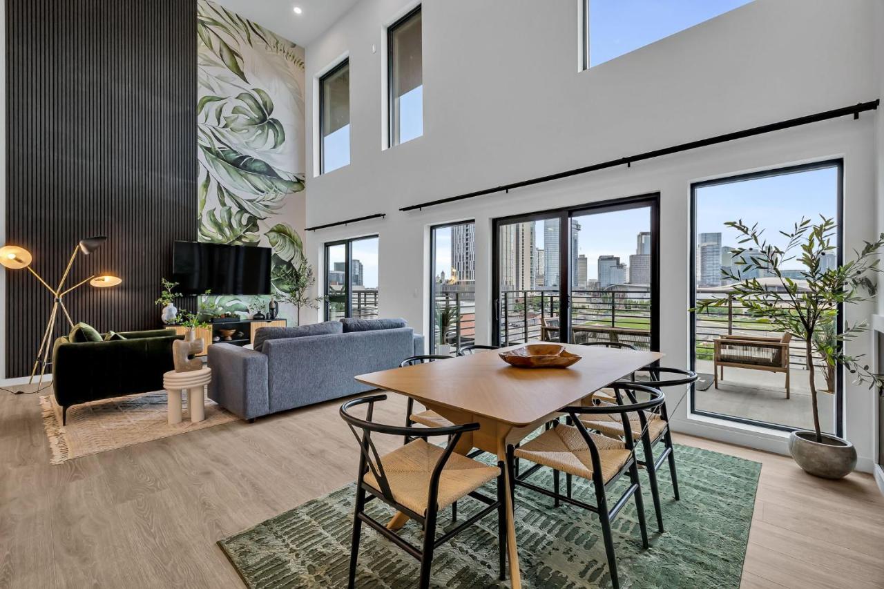 Beverly Nash in Music City Walk to Broadway - 5