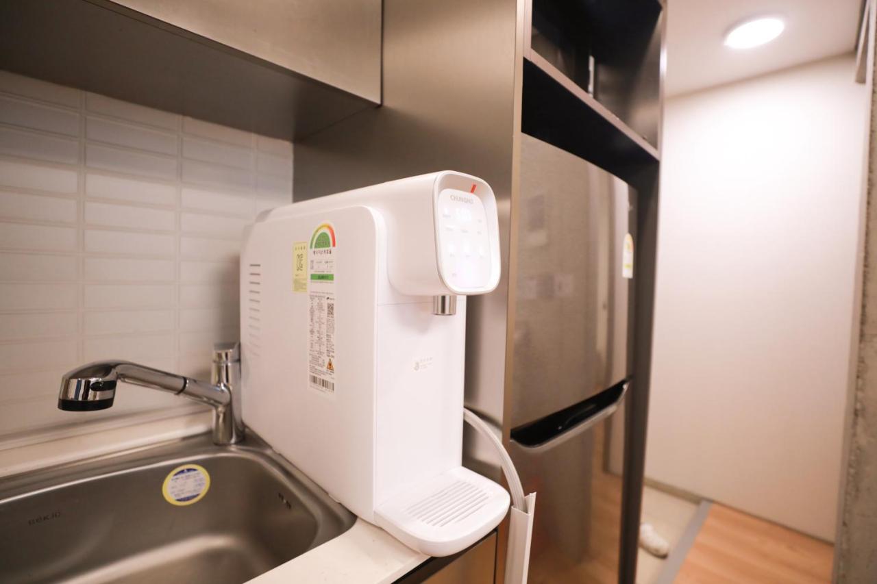 Hongik Univ Station Wave Family Suite #3 - 3