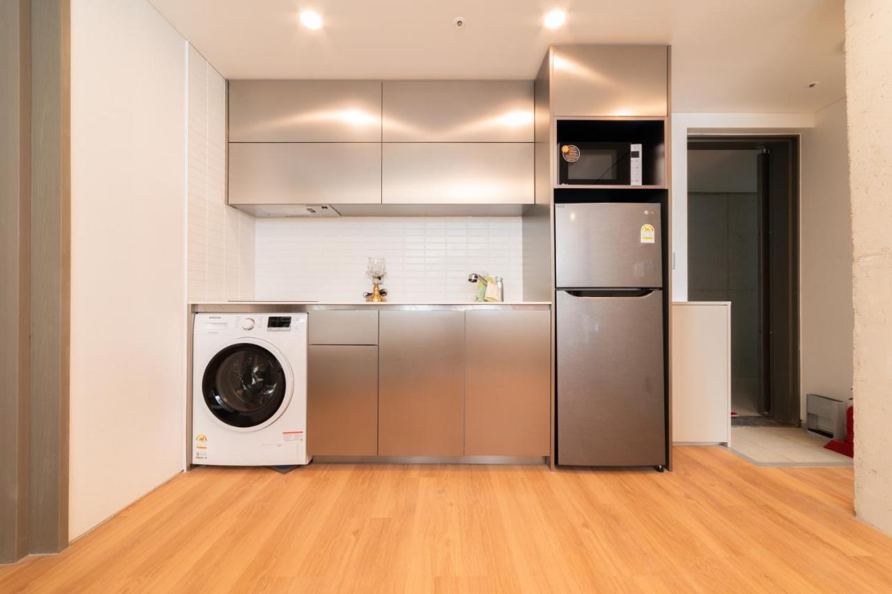 Hongik Univ Station Wave Family Suite #3 - 4