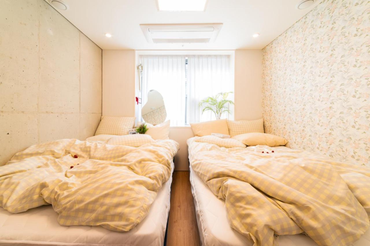 Hongik Univ Station Wave Family Suite #3 - 2