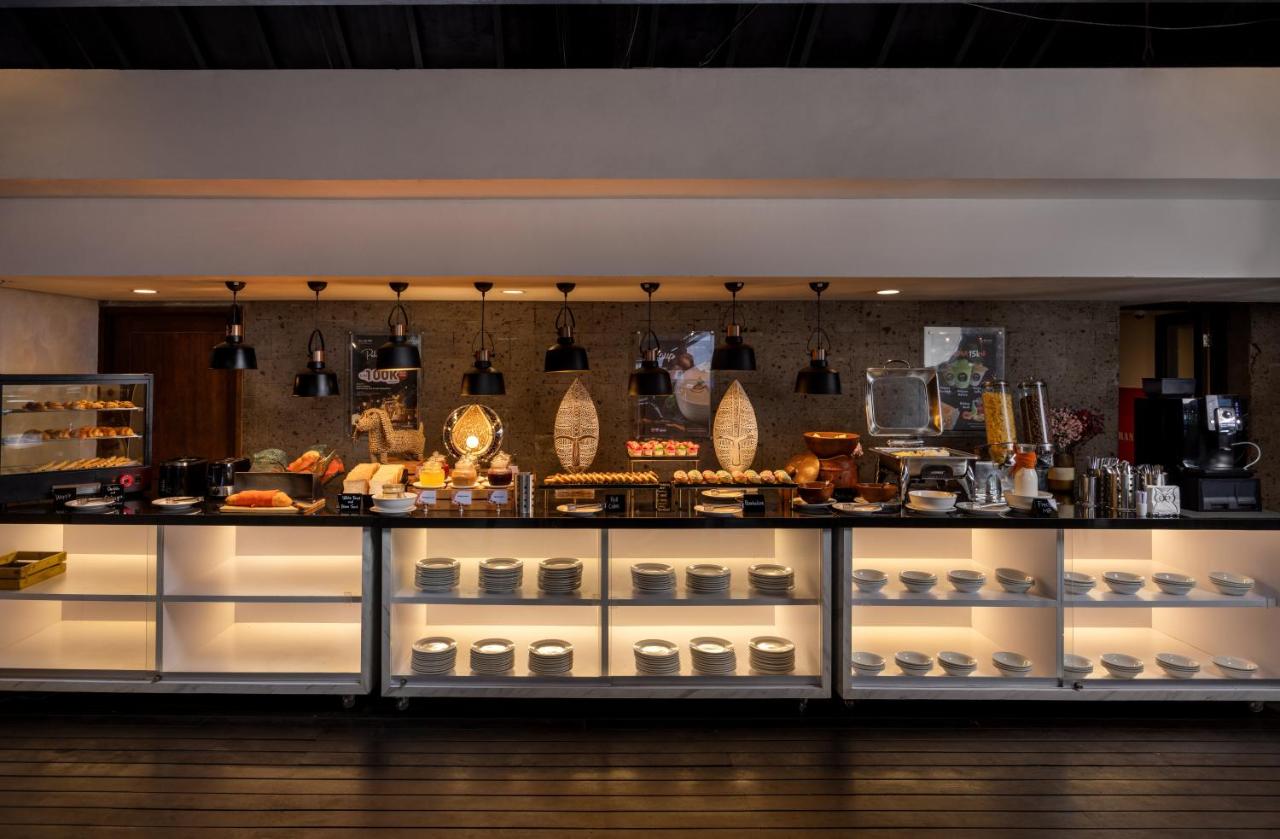 J4 Hotels Legian - 2