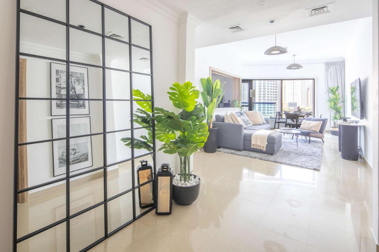 Frank Porter - Time Place Tower - 3