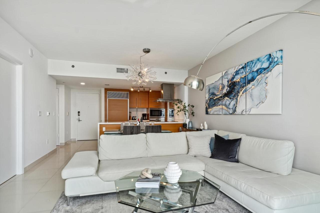 Apartment on the Highest Floor - Icon Brickell 3 - 5