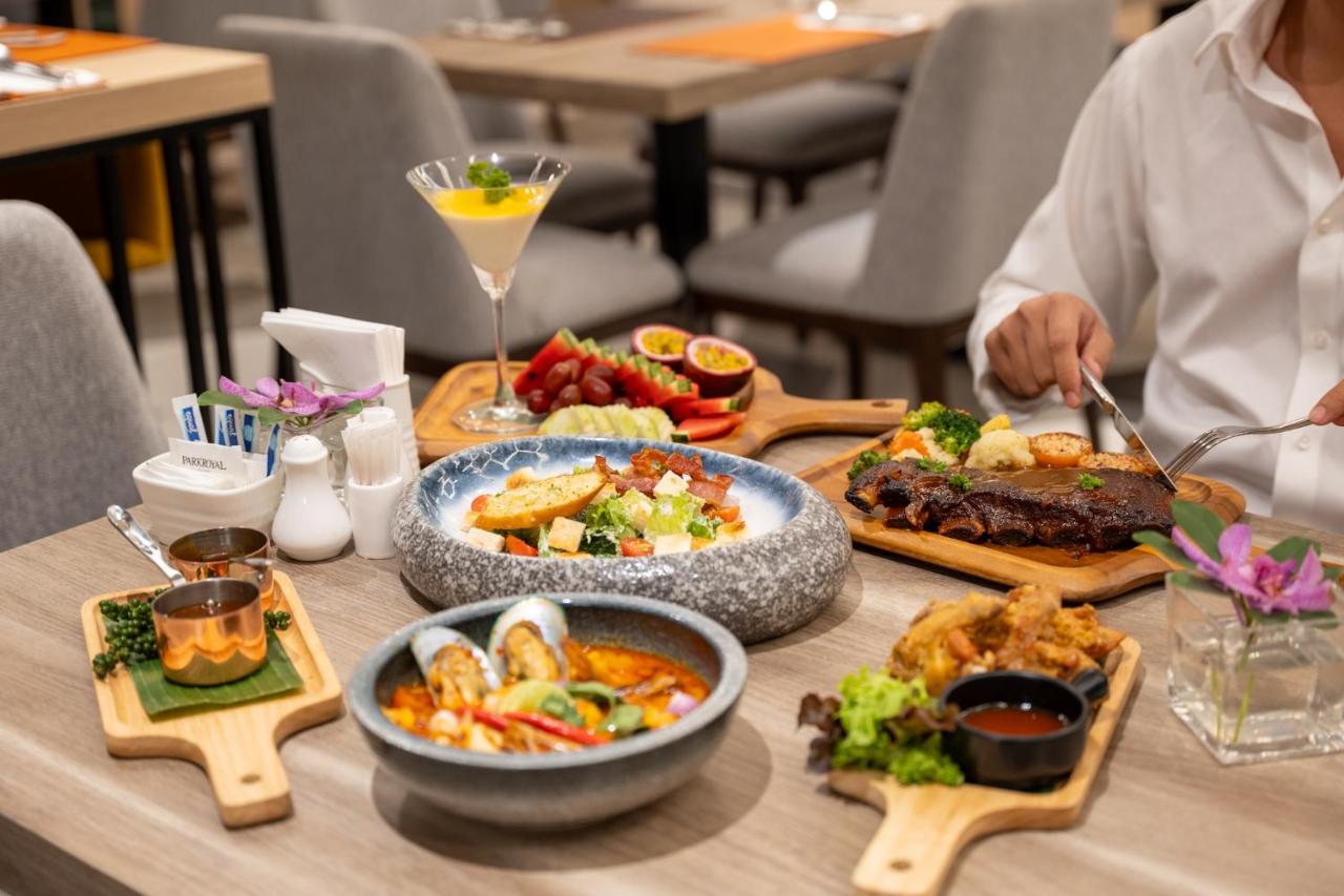 PARKROYAL Suites Bangkok - 3