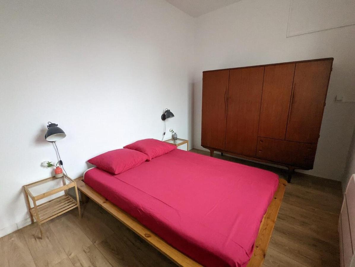 Maisonnette avec petite cour - 3
