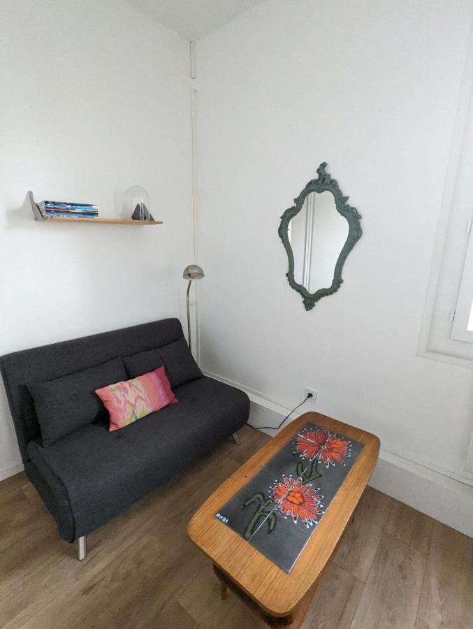 Maisonnette avec petite cour - 5