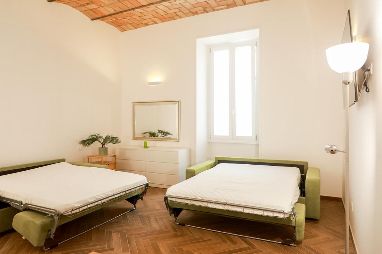 La porta Magica, la casa tra le basiliche - 2