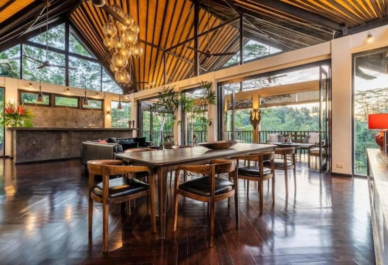 Villa Naga Putih - 2