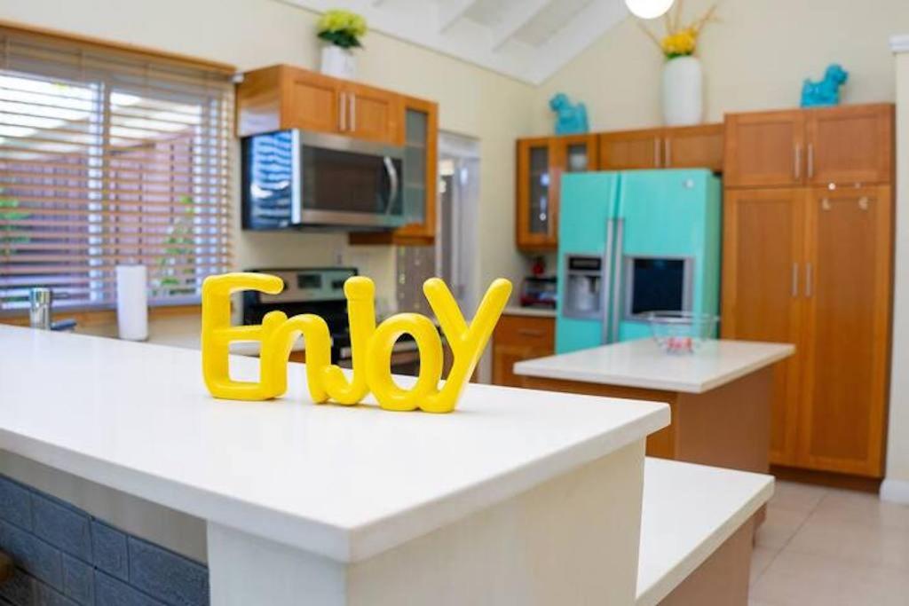 Tropical 3 Bedroom Villa - Ocho Rios