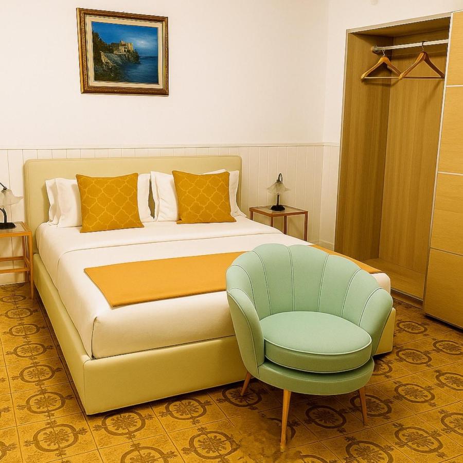 Amalfi Coast Room - 2