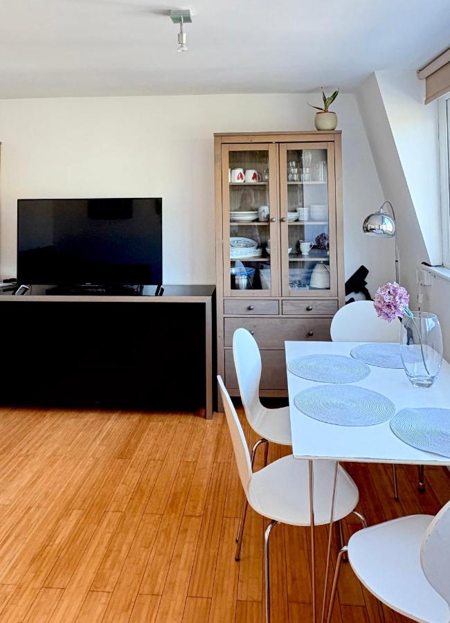 Bright 1 Bedroom Central London