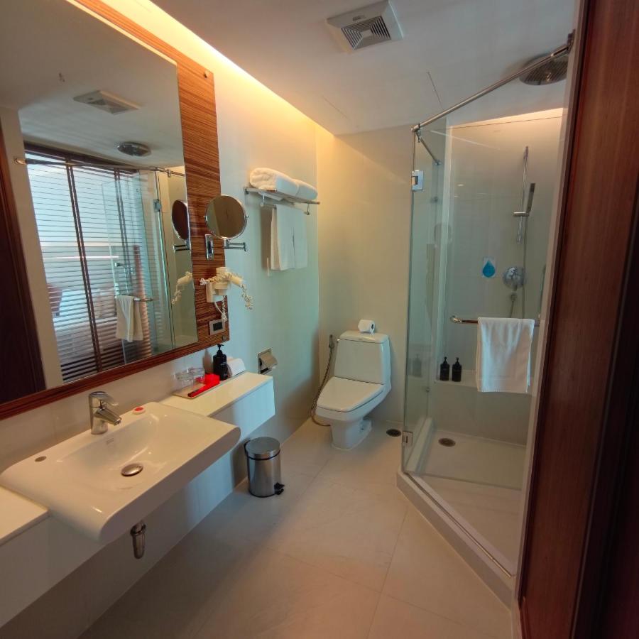 Sacha's Hotel Uno - 3