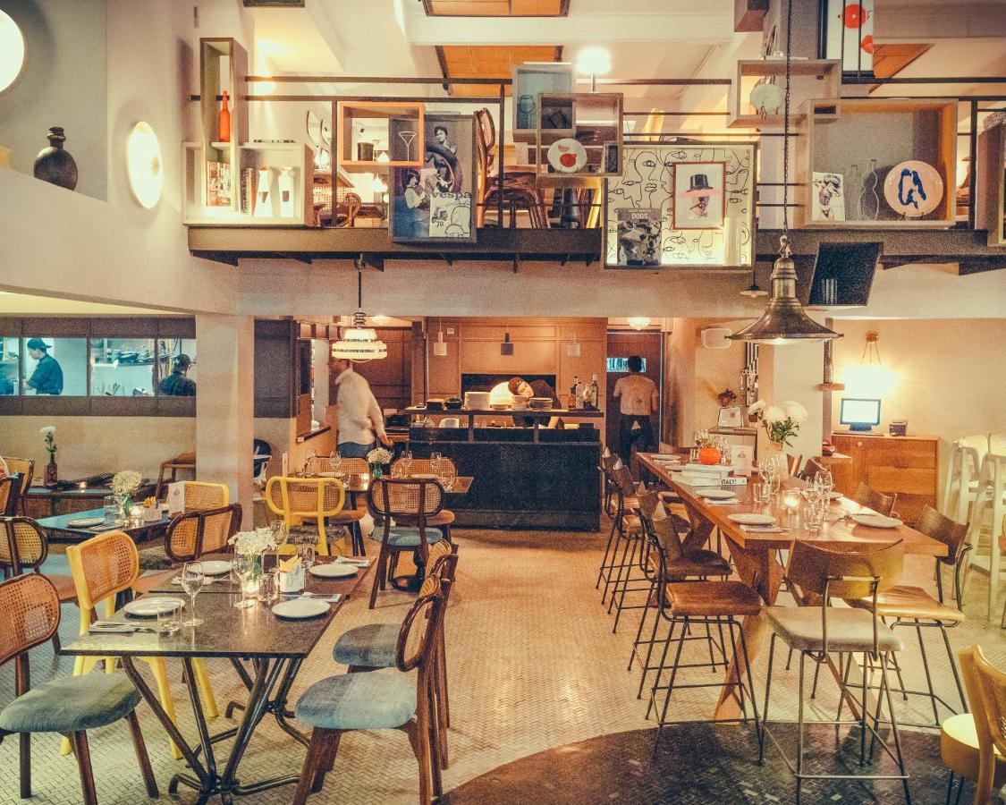 Sacha's Hotel Uno - 4