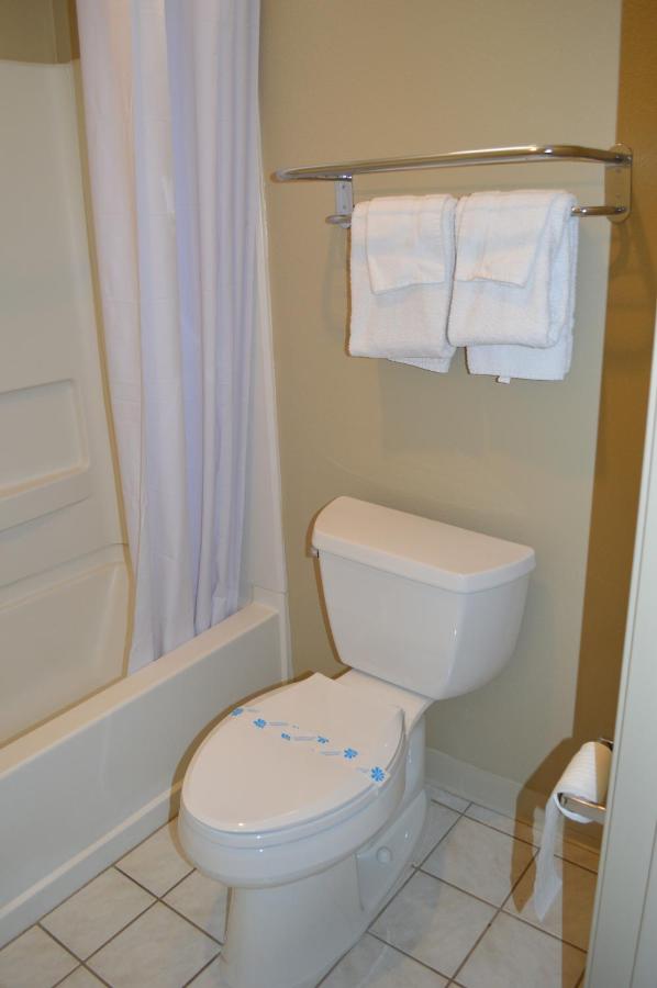 Budget Inn — photo 3