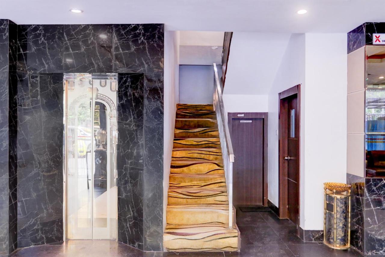 Dancenterak Batam near Grand Batam Mall formerly Lucky Star Hotel - 4