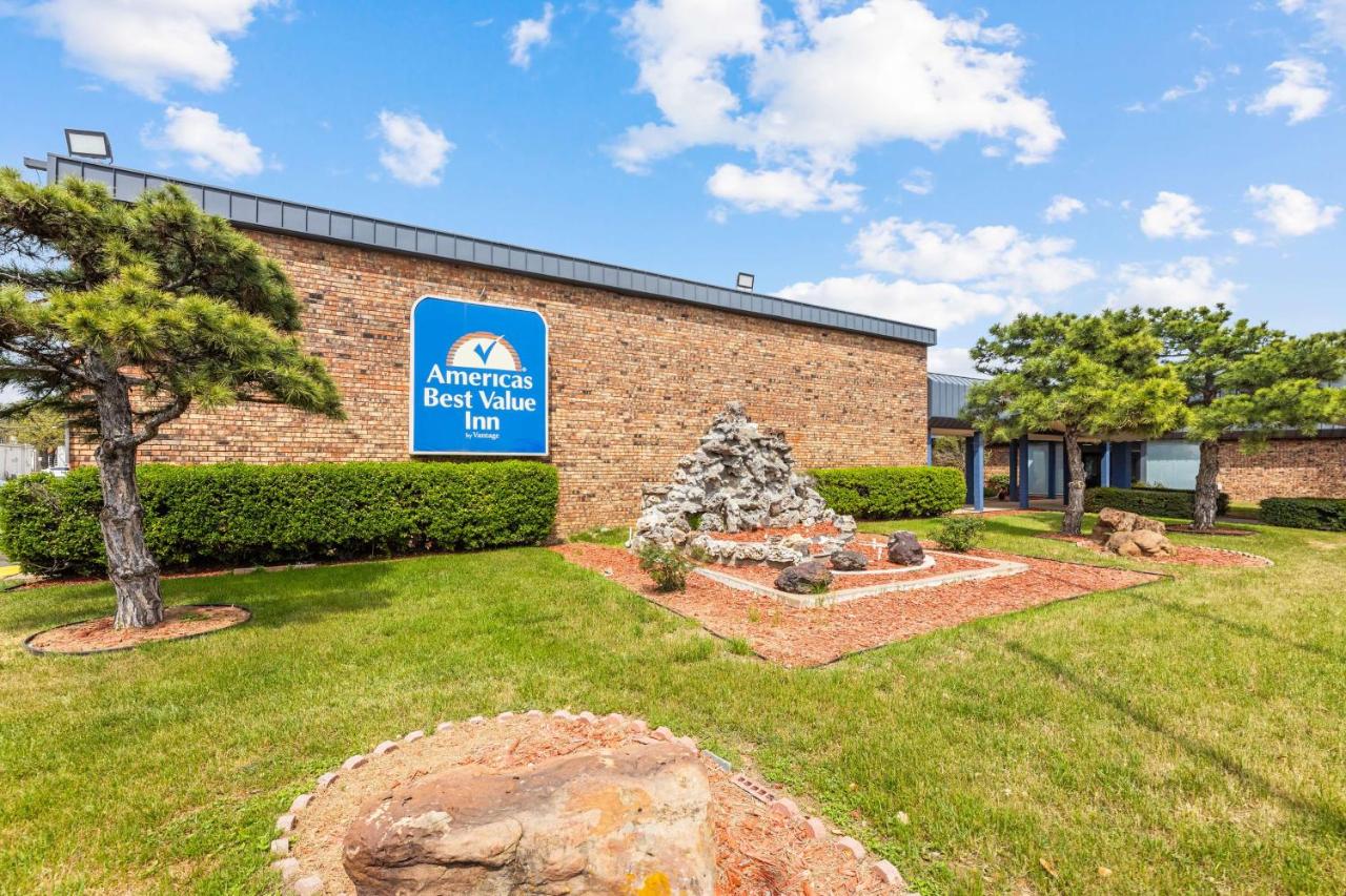 Americas Best Value Inn Fort Worth/Hurst — photo 10