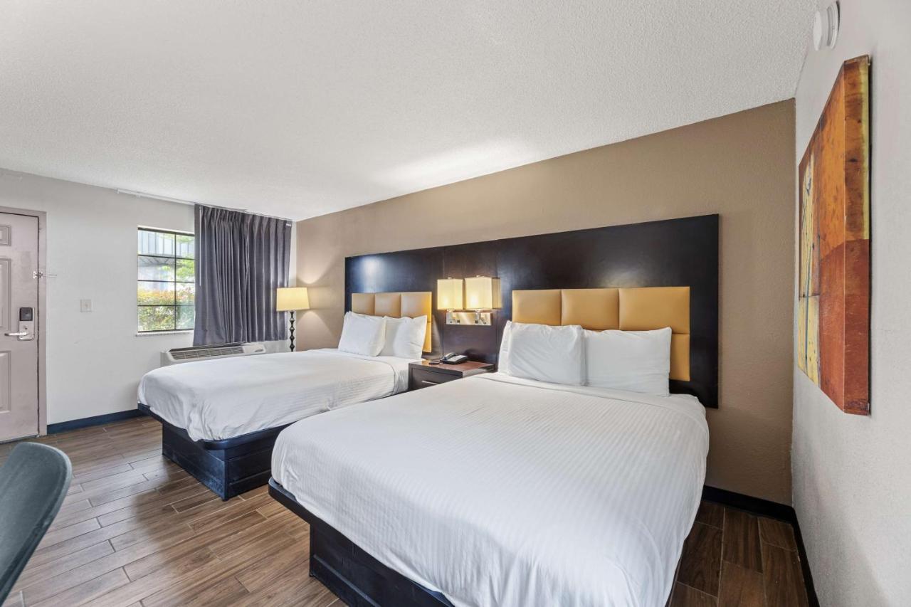 Americas Best Value Inn Fort Worth/Hurst — photo 21