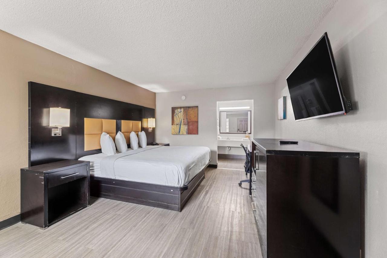 Americas Best Value Inn Fort Worth/Hurst — photo 23