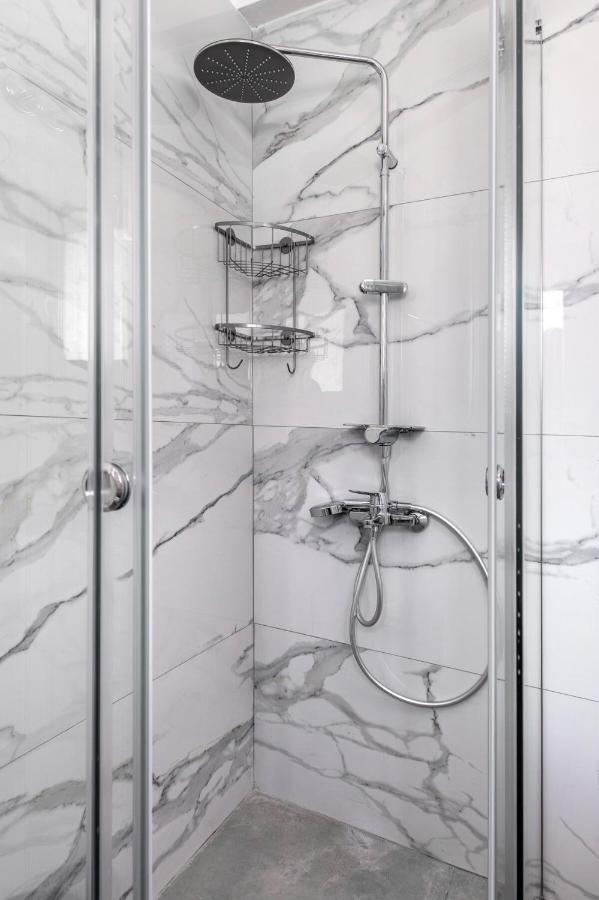 Modern 1BR - 19min to Center, Fiber Internet - 3