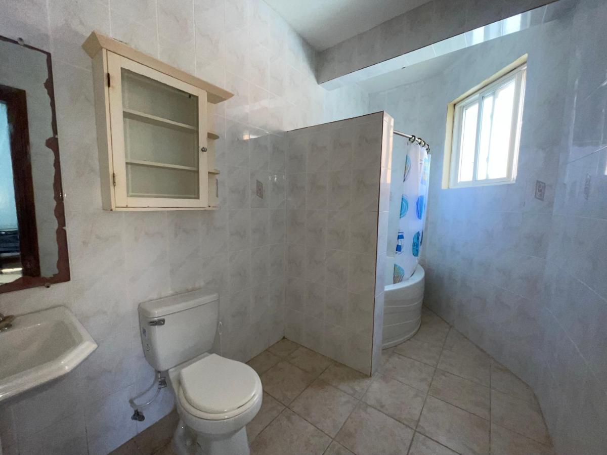 Skyline Suites Villa and Spa - 3