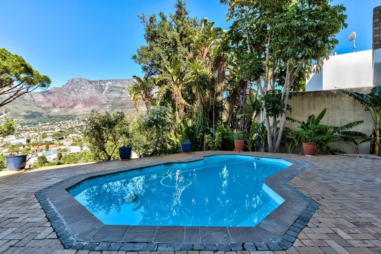 Spectacular 1 bed Apartment - 4