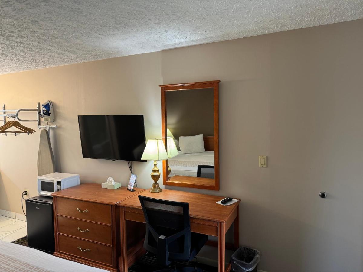 South Shore Inn — photo 21