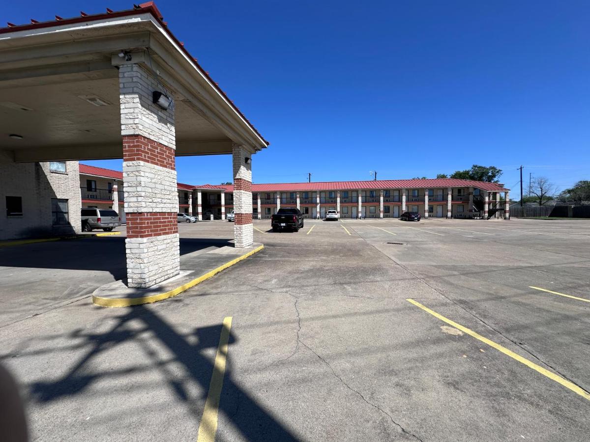Cameron Inn & Suites — photo 8