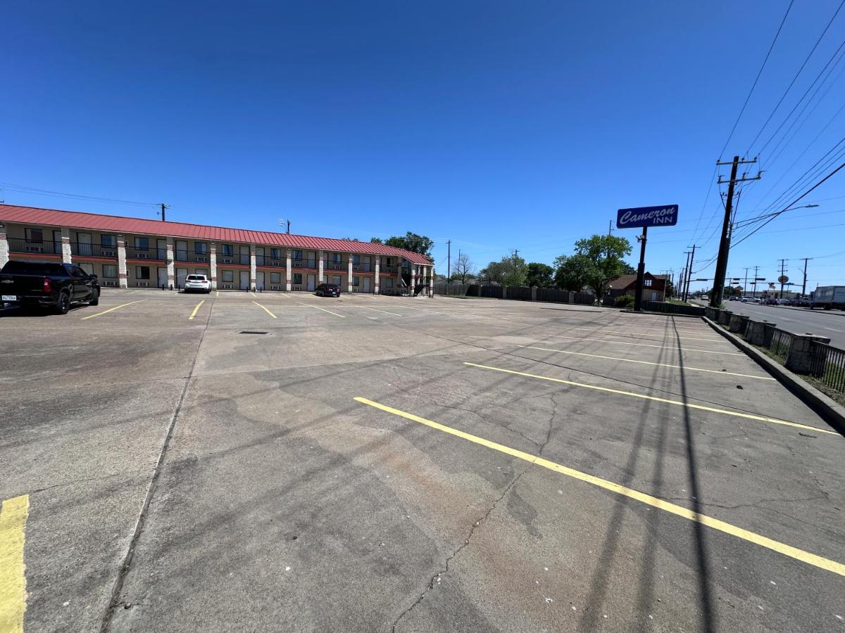 Cameron Inn & Suites — photo 11