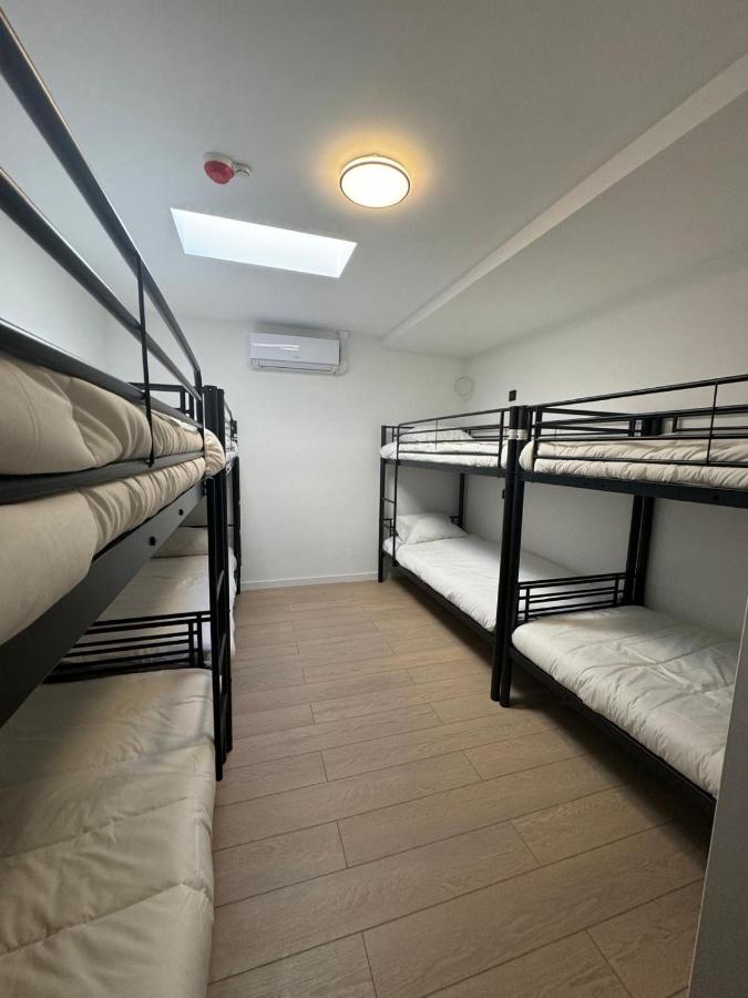 Y Hostel - 2
