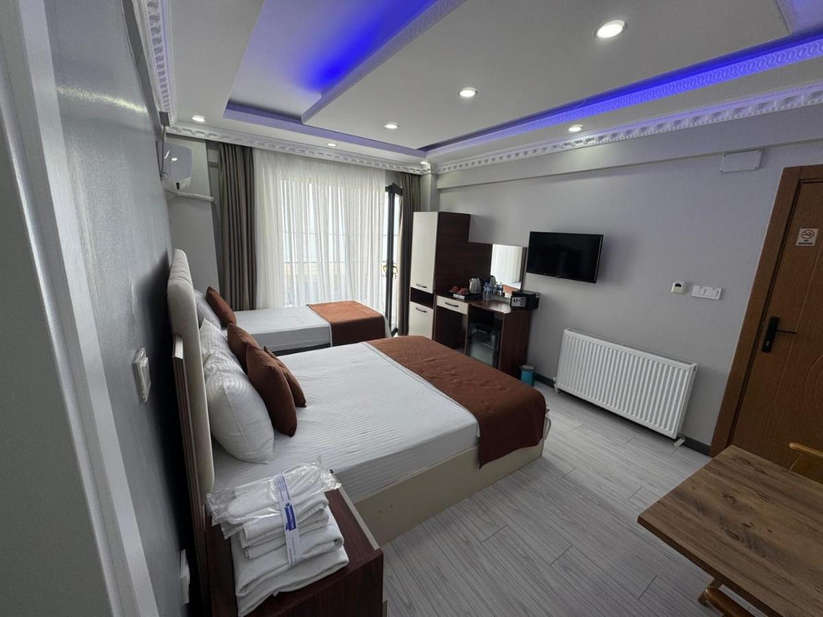 Twin Room with Sea View