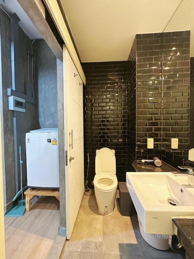 260m walk to BTS Prakanong - 2