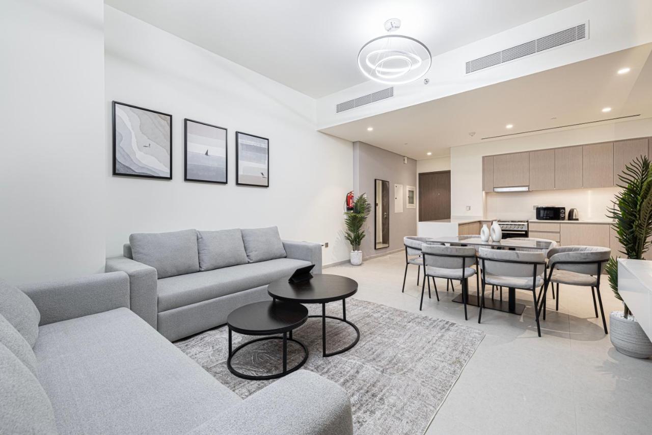 Grande Signature by Emaar! Amazing Pool, Gym and Location! - 5