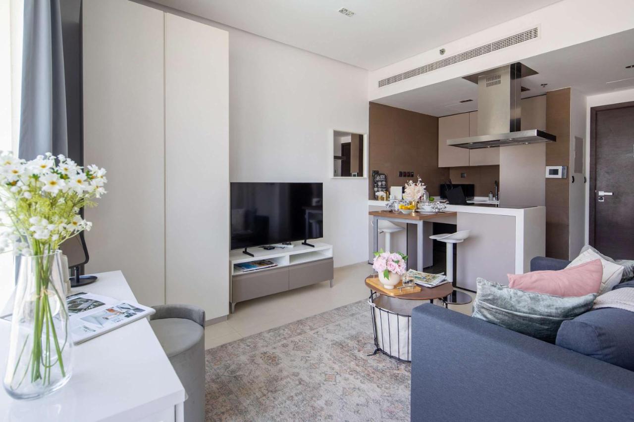 Frank Porter - West Avenue - 5