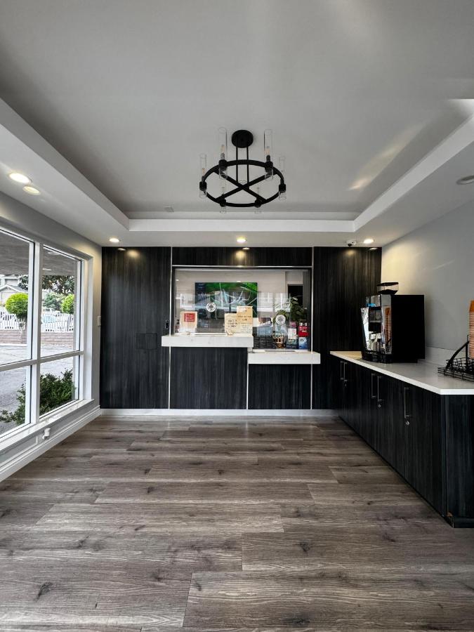 Friendship Motor Inn - 4