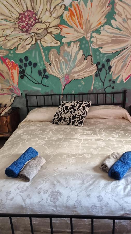 Very central Artist rooms - 4