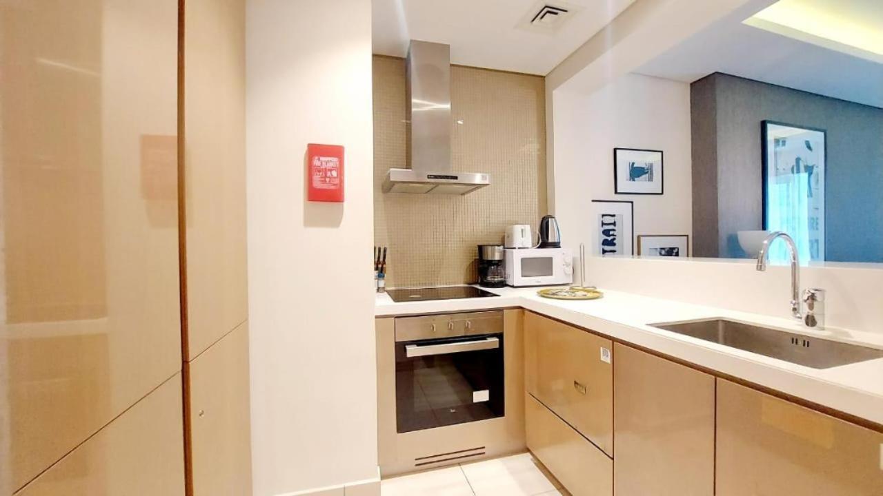 DAMAC Towers by Paramount Hotels & Resorts Dubai - 3