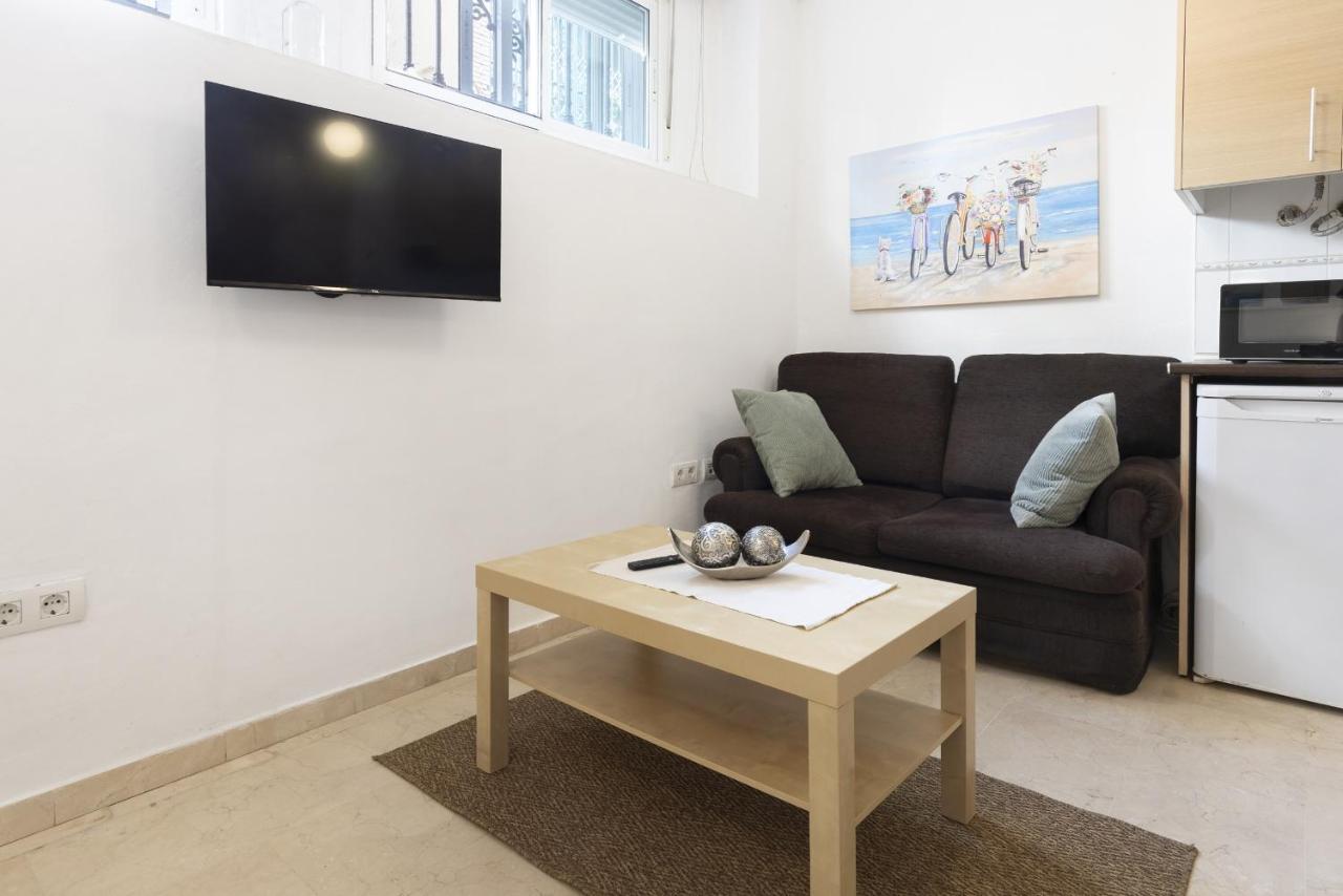 Cozy Central Studio in Pasaje Olletas - 3