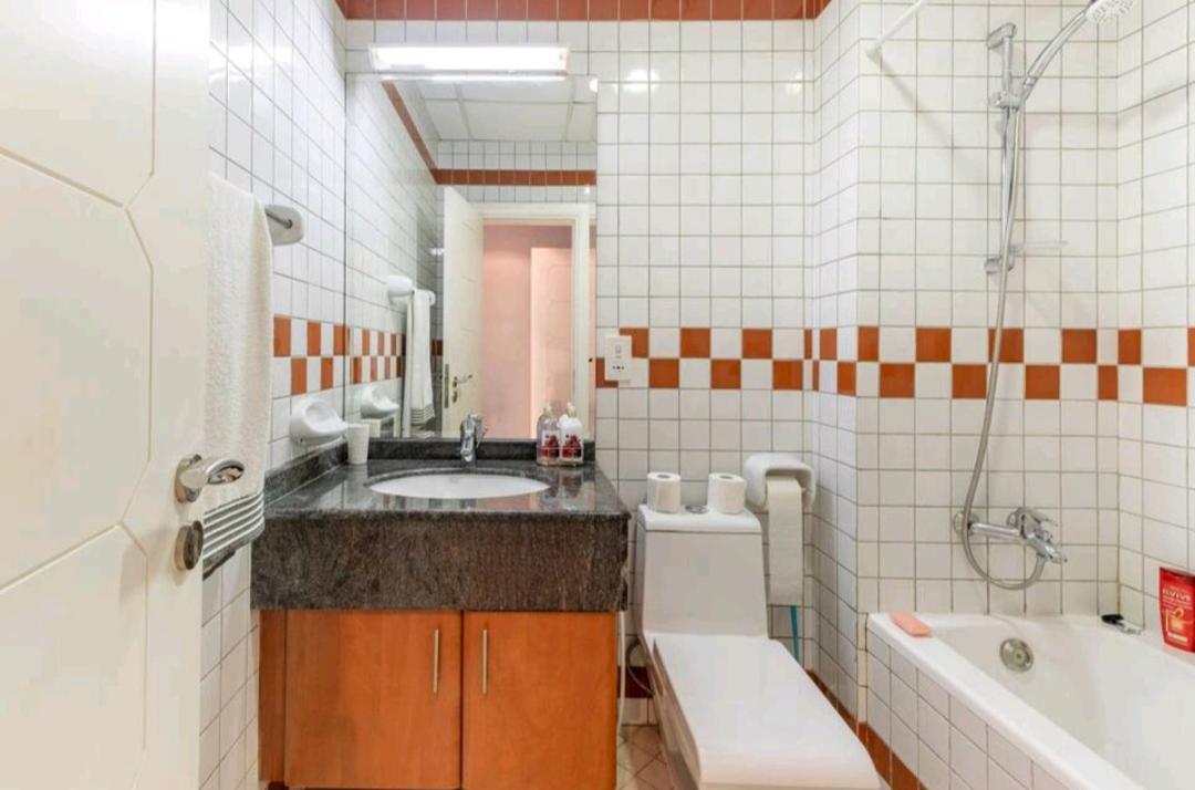 Luxury Apartment- 5 min Walking Distance Beach and 3 minutes walking distance Metro - 3